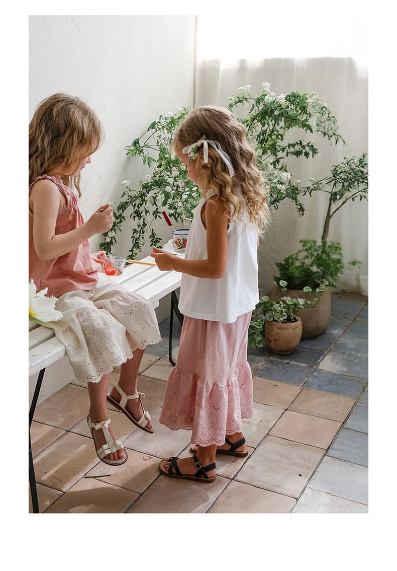 Lace Hem Wide-Leg Pants 刺繍レース ガウチョパンツ【mh0012990】 Strawberry Coral ロングパンツ・スウェットパンツ