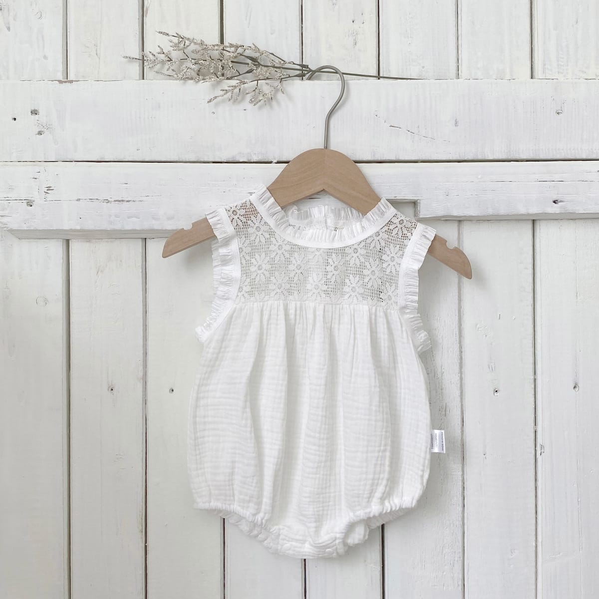 Lace Splicing Gauze Romper シアーレース ノースリーブロンパース【mh0013107】 BBAMMA ノースリーブロンパース