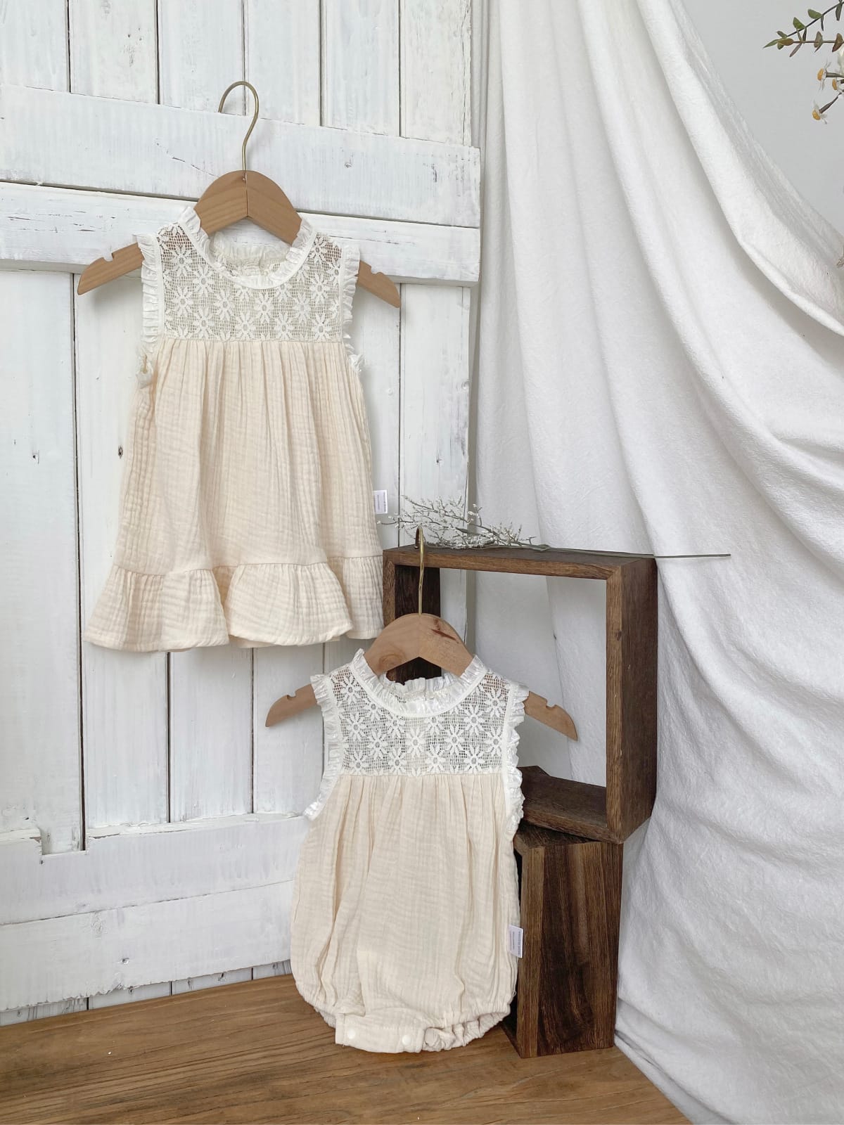 Lace Splicing Gauze Romper シアーレース ノースリーブロンパース【mh0013107】 BBAMMA ノースリーブロンパース