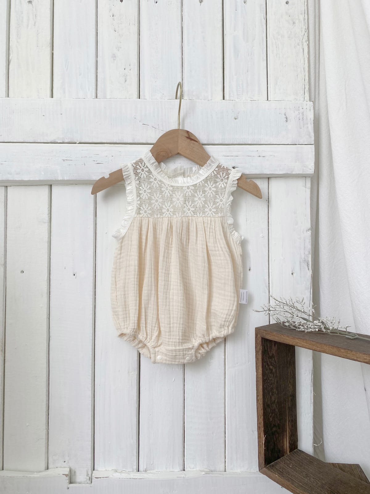 Lace Splicing Gauze Romper シアーレース ノースリーブロンパース【mh0013107】 BBAMMA ノースリーブロンパース