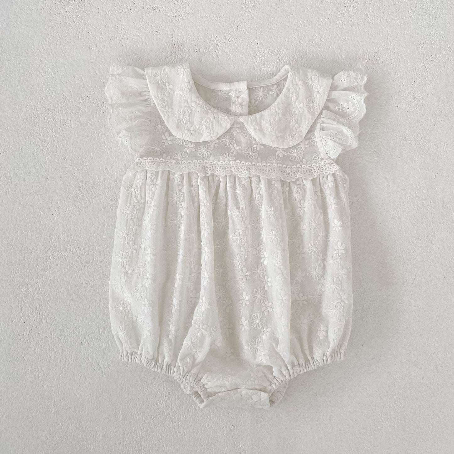 Lace Trim Doll Collar Romper Dress ラッフル ロンパース ミモレ丈ワンピース【mh0013160】 Aeg babyi ノースリーブロンパース