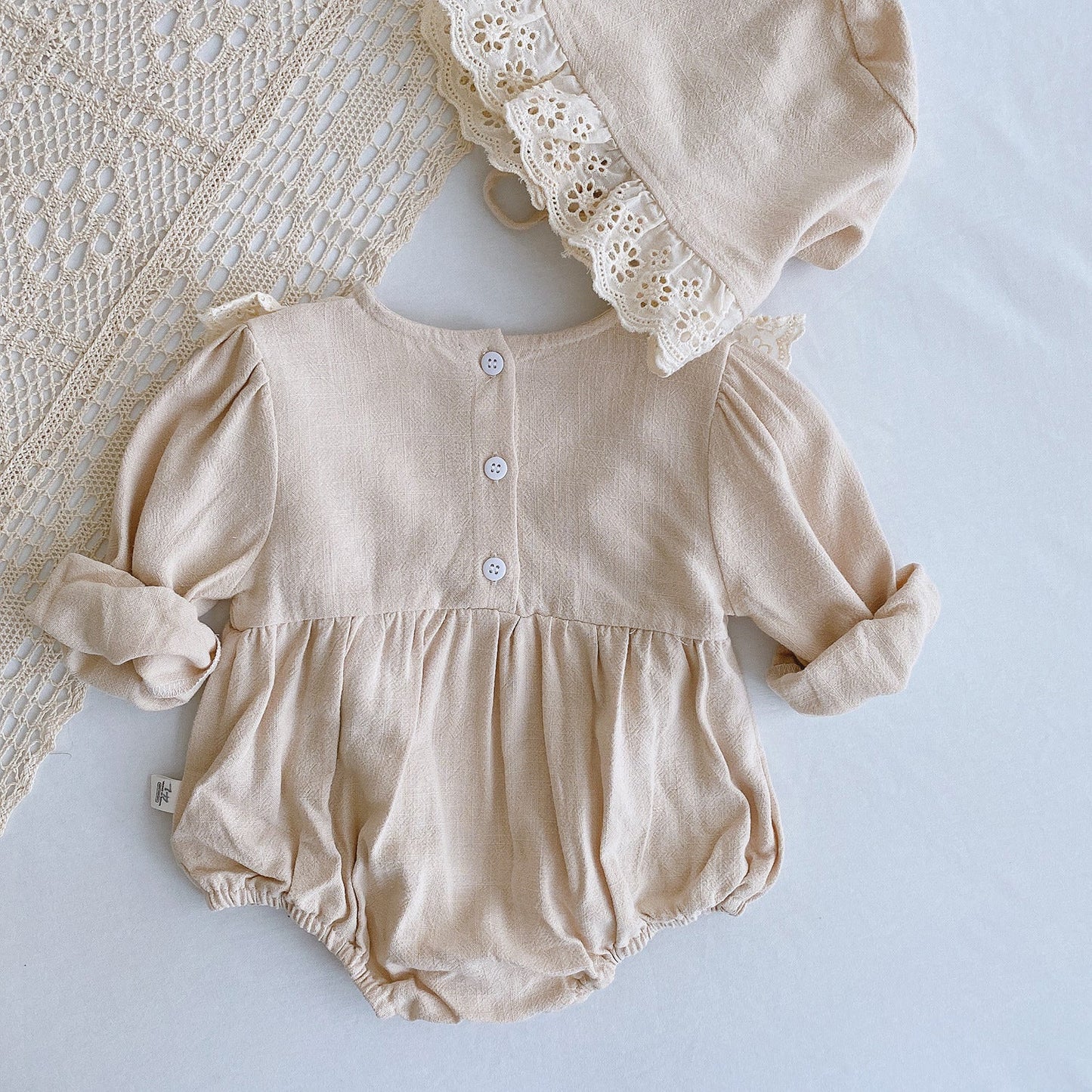 Lace Trimmed Long-Sleeve Romper レース 長袖ロンパース【mh0012333】 mamahalo shop
