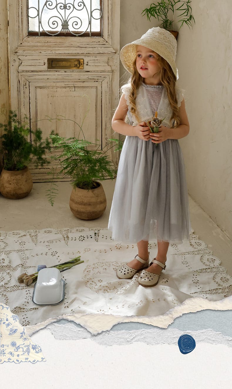 Lace Tulle Dress 刺繍 チュールワンピース【mh0012975】 Strawberry Coral ノースリーブワンピース
