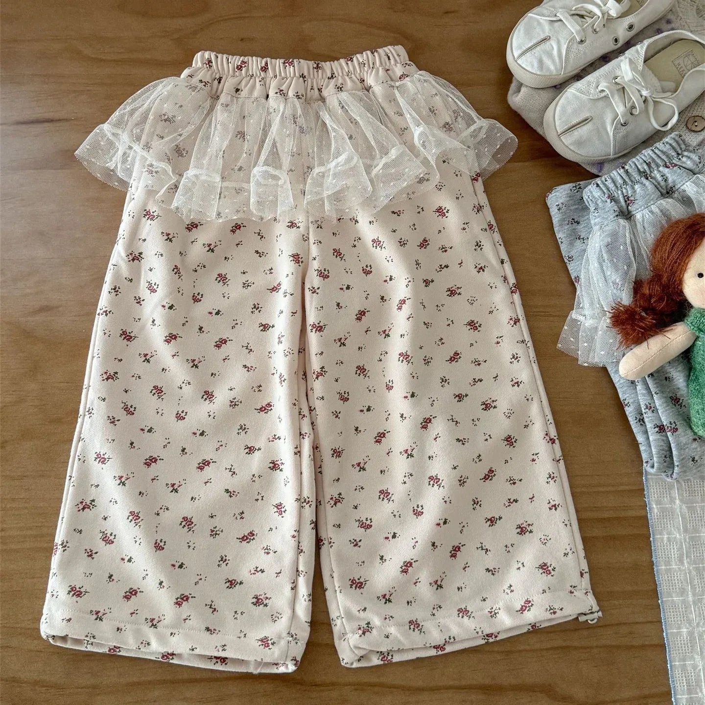 ロングパンツ・スウェットパンツ Beige / 2T (90) キッズパンツ チュチュチュールスカートパッチワークフラワープリントワイドルーズストレートパンツ【mh0008939】