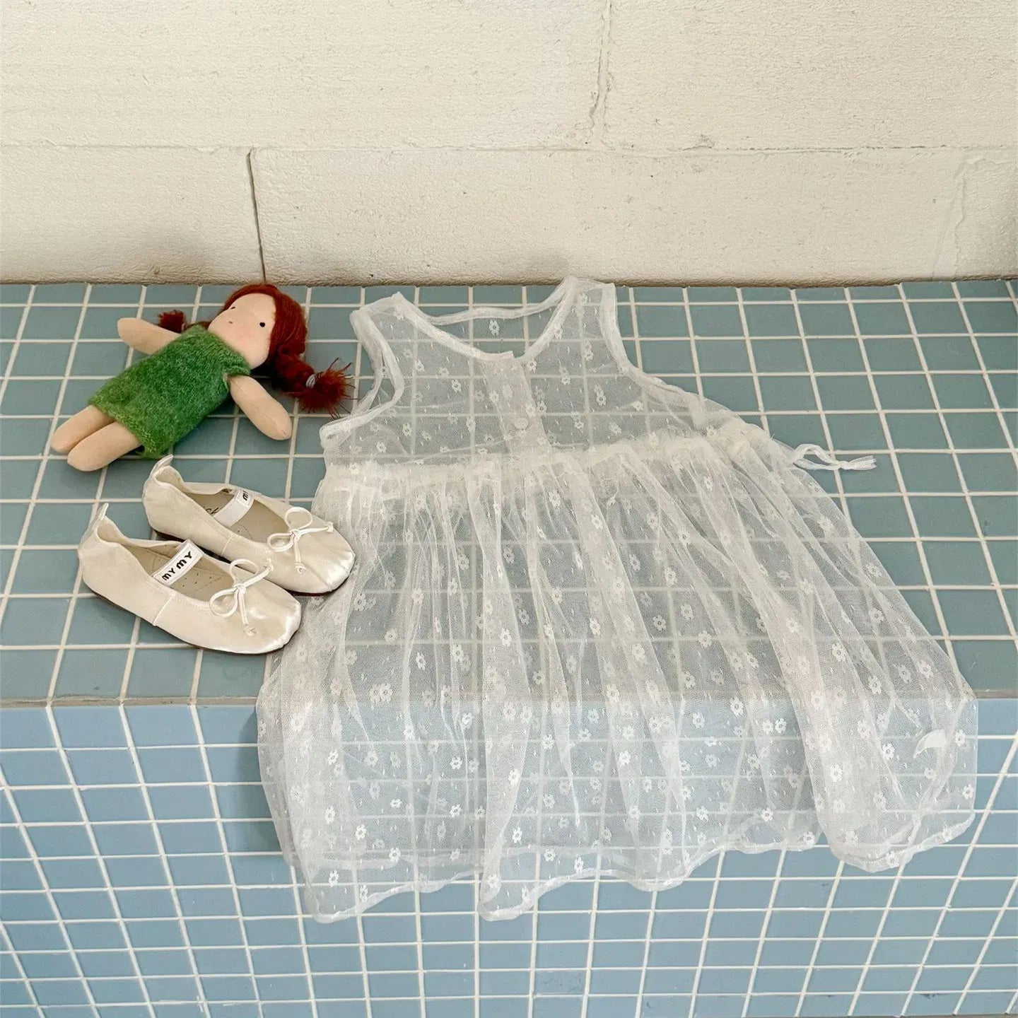 ノースリーブワンピース Beige / 2T (90) キッズワンピース レース刺繍シアーノースリーブ重ね着ワンピース【mh0008940】