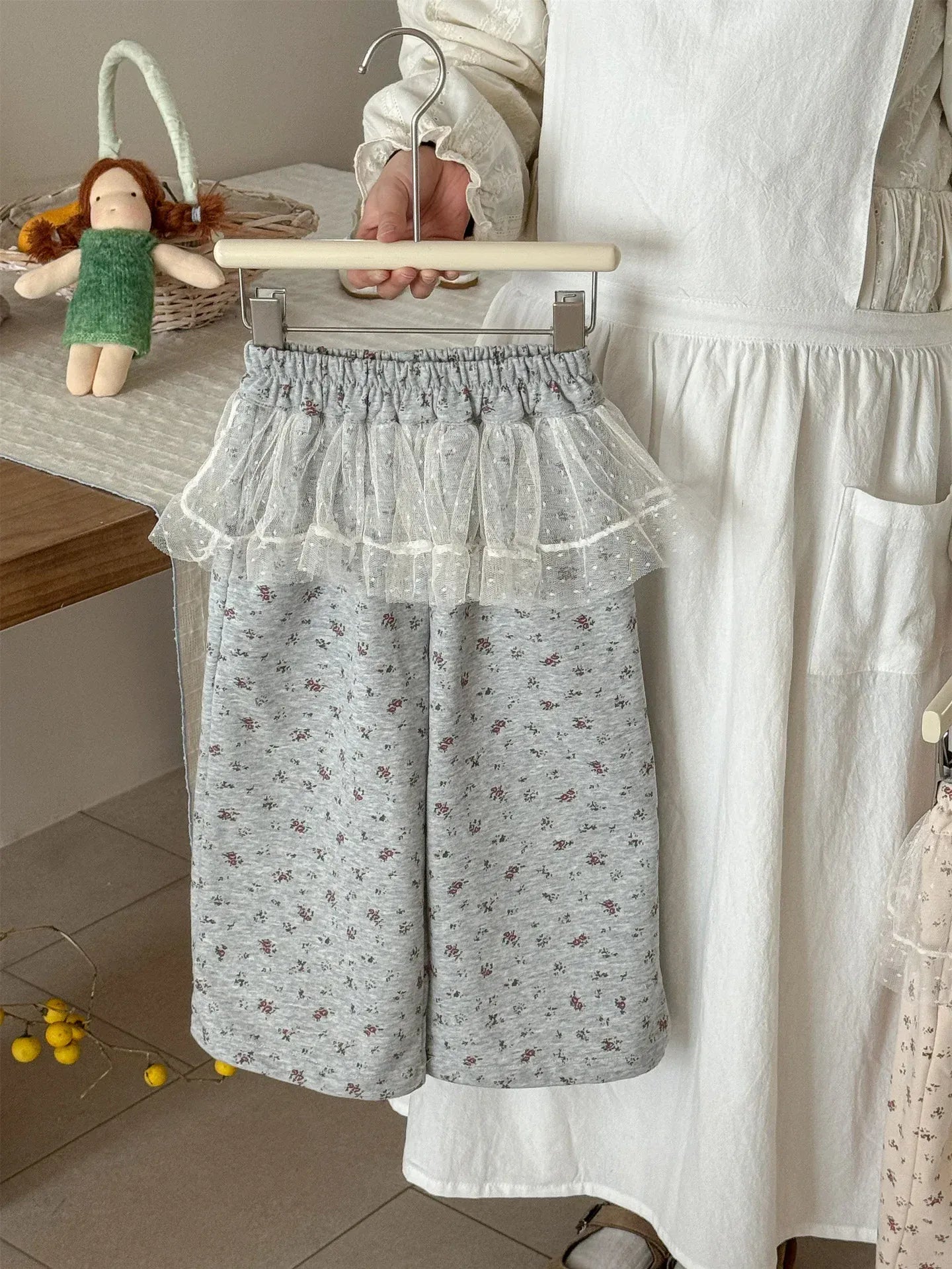 ロングパンツ・スウェットパンツ Gray / 2T (90) キッズパンツ チュチュチュールスカートパッチワークフラワープリントワイドルーズストレートパンツ【mh0008939】