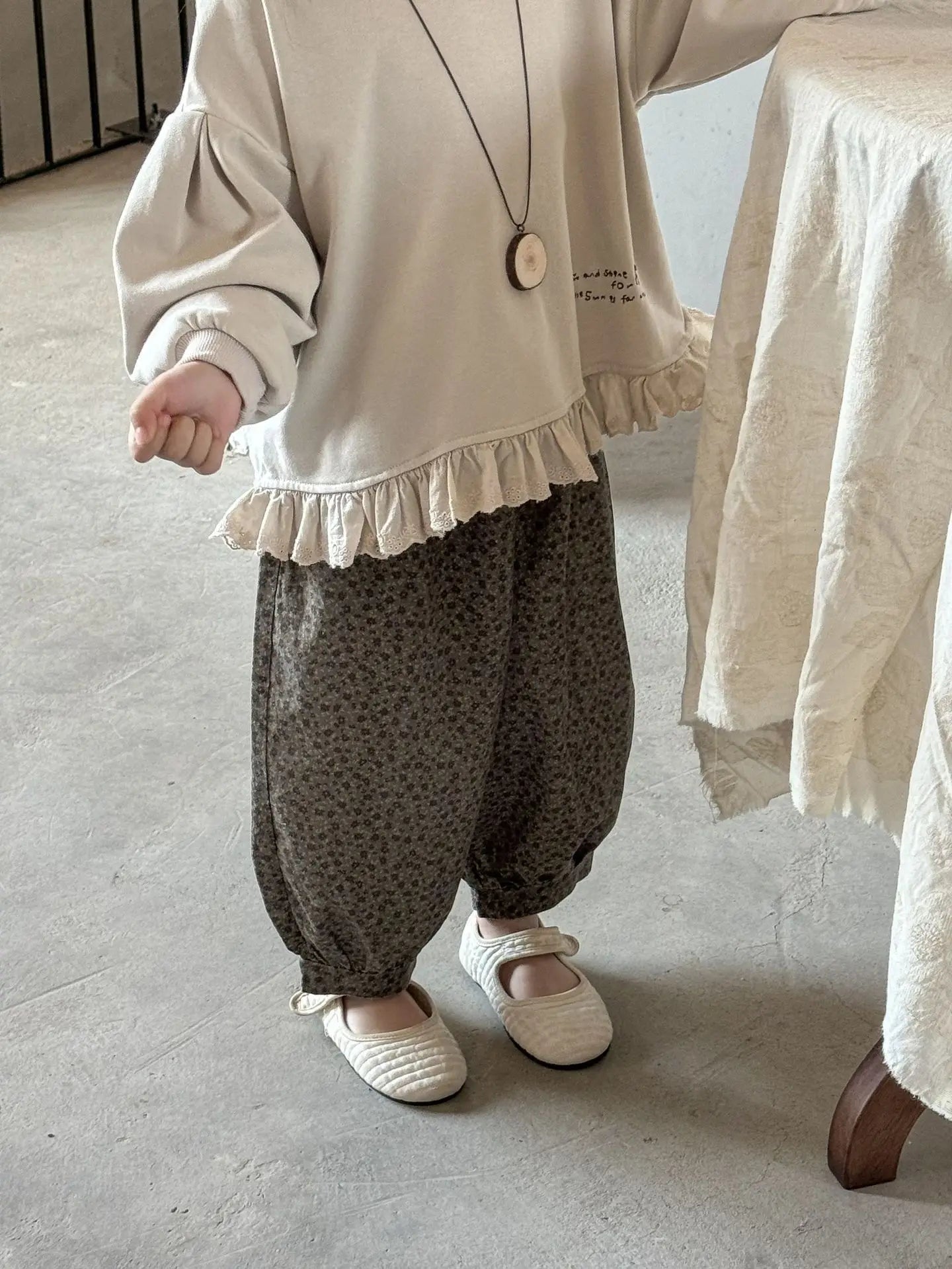 ロングパンツ・スウェットパンツ キッズパンツ フラワープリントルーズロングランタンパンツ【mh-0008938】