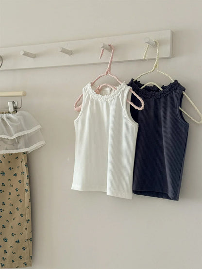 タンクトップ・キャミソール・ノースリーブトップス キッズトップス レースフラワーフリルノースリーブタンクトップ【mh0008935】