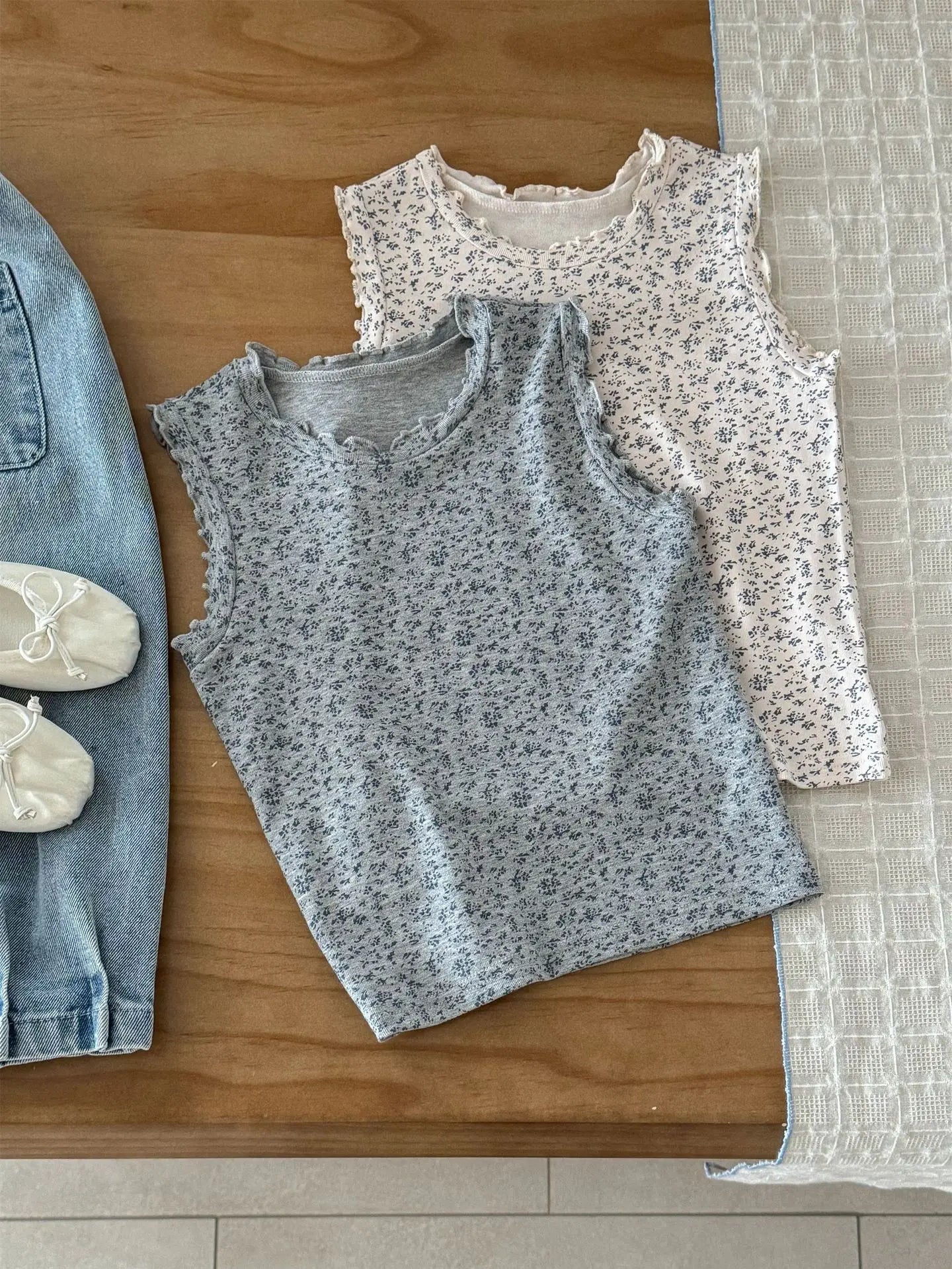 タンクトップ・キャミソール・ノースリーブトップス キッズトップス フラワープリントフリル縁取りノースリーブタンクトップ【mh0008943】