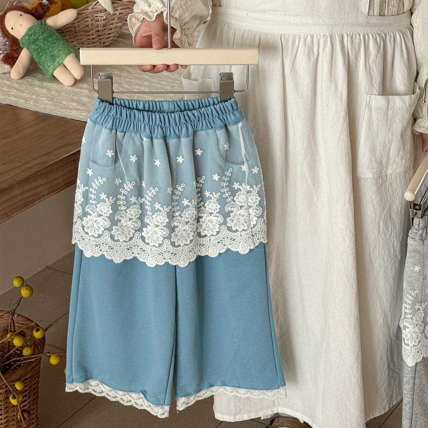 ロングパンツ・スウェットパンツ キッズパンツ シアーレーススカートドッキングワイドルーズロングパンツ【mh0009193】