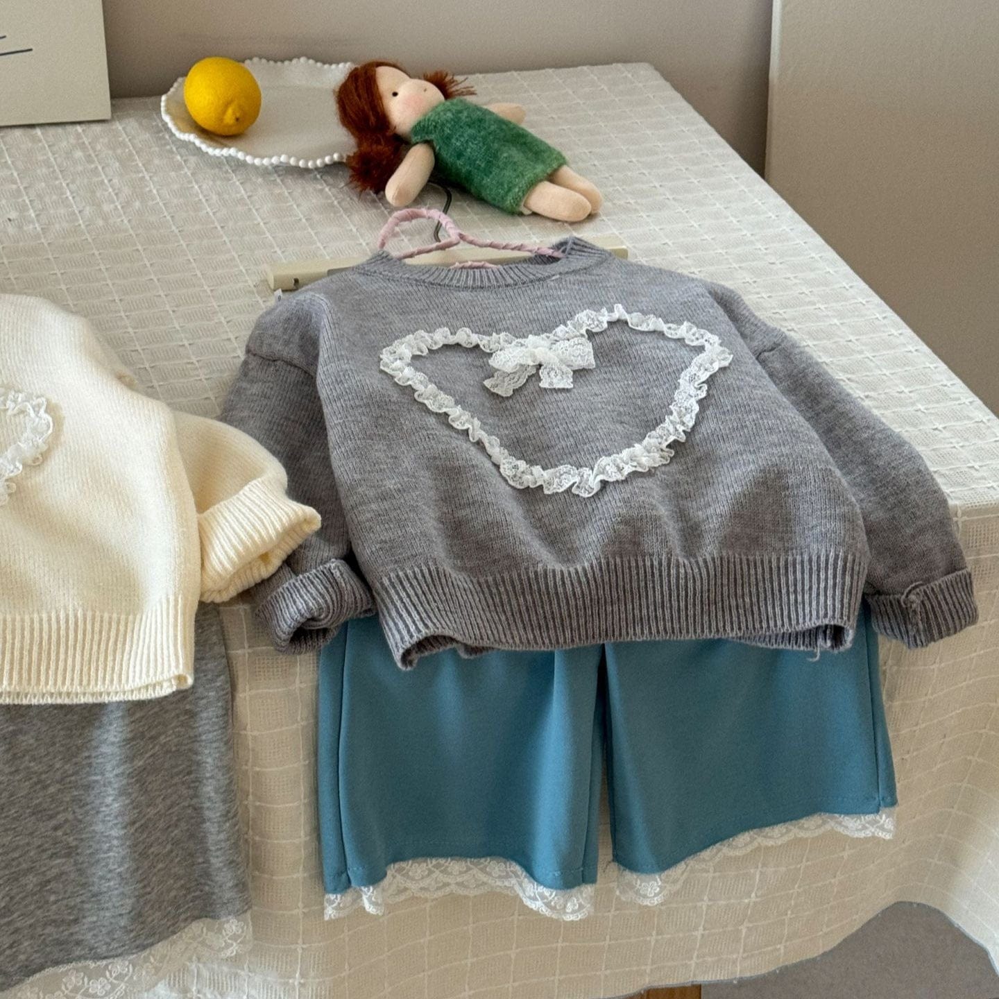 ニット・セーター キッズトップス フリルハートアップリケ長袖ニットセーター【mh0009194】