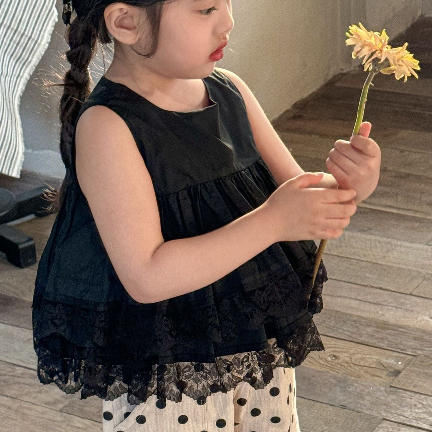 タンクトップ・キャミソール・ノースリーブトップス マルチレイヤードレースノースリーブチュニックブラウス【mh0009221】