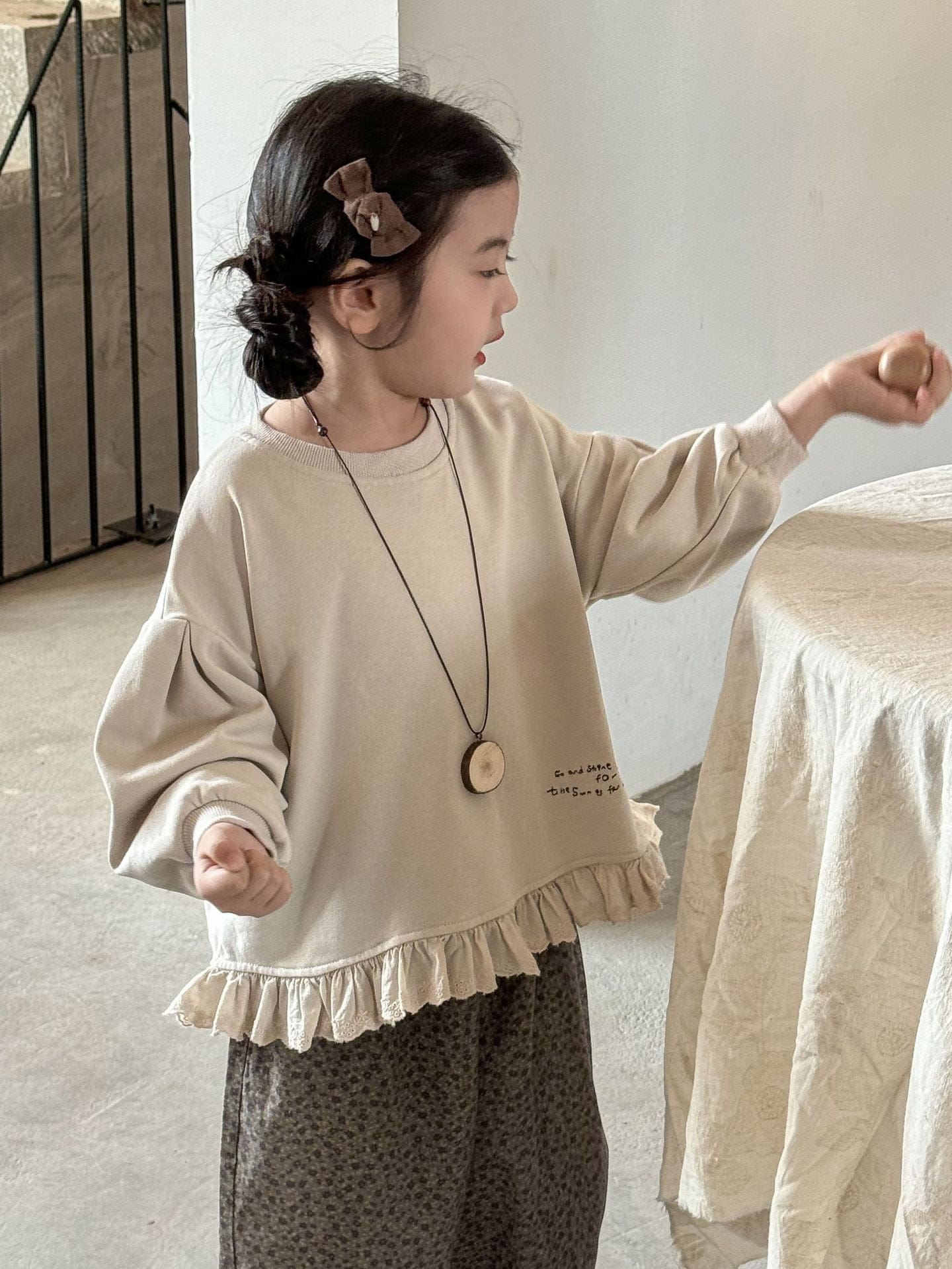 長袖Tシャツ Apricot / 90cm 長袖ルーズフリル肩落ちパフスリーブスウェットシャツトップス【mh0009216】