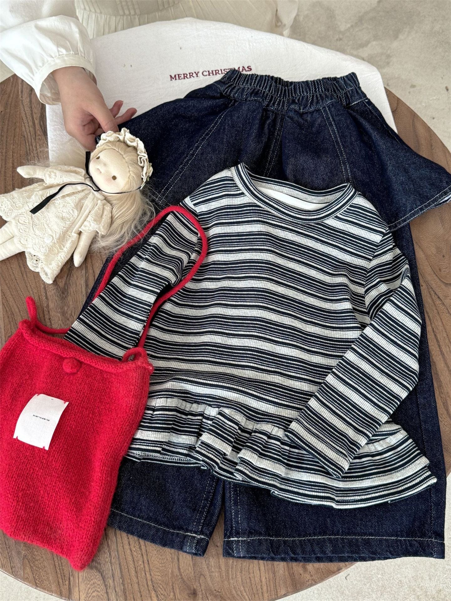 長袖Tシャツ ボーダー柄フリルヘムニットトップス キッズ長袖カットソー【mh0010996】