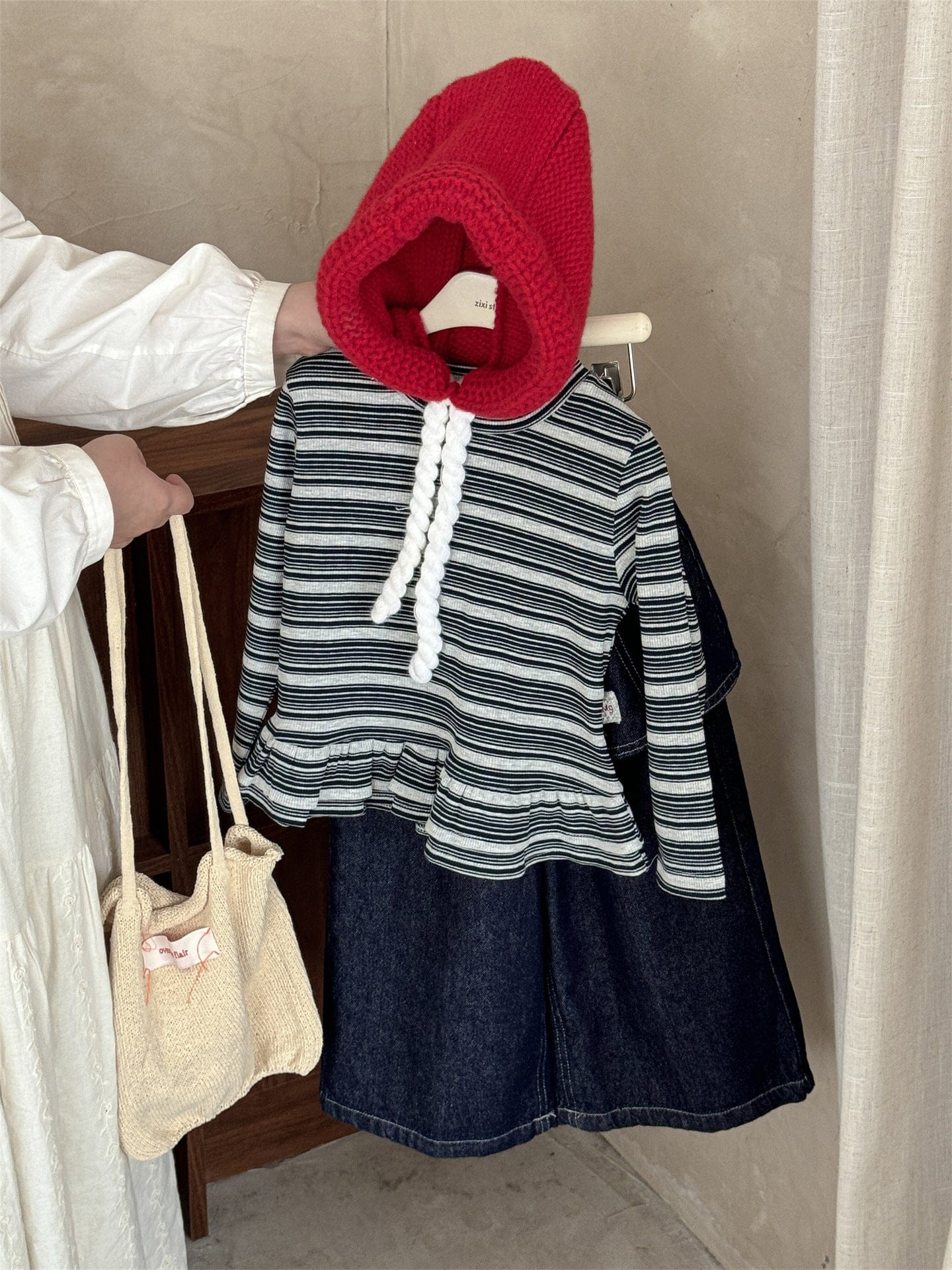 長袖Tシャツ ボーダー柄フリルヘムニットトップス キッズ長袖カットソー【mh0010996】