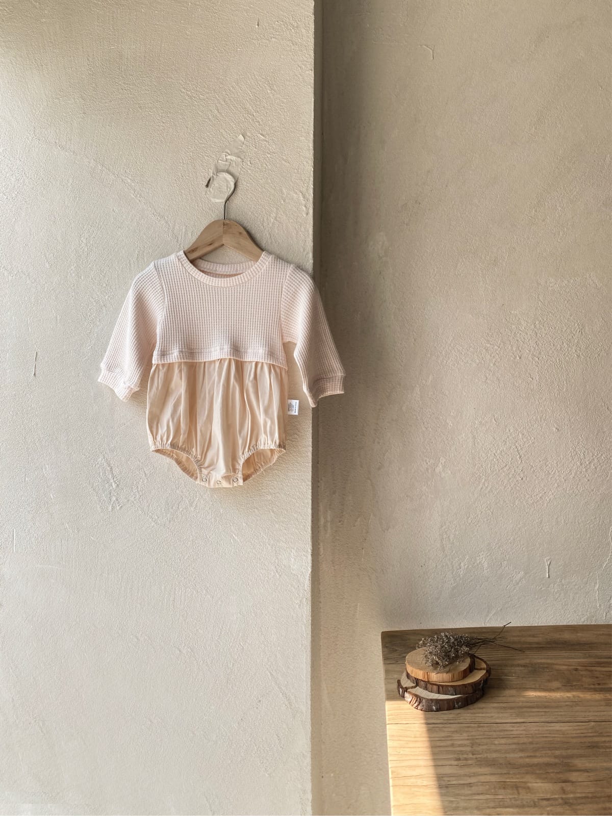 Layered Balloon Romper Beige レイヤード バルーン ロンパース ベージュ【mh0002374】 BBAMMA 長袖ロンパース
