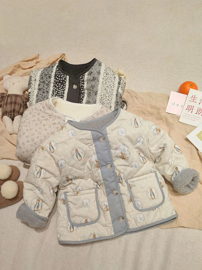 ショートコート・ジャケット・ジャンパー キッズアウター プリント柄キルティング裏フリースノーカラーブルゾンジャケット【mh0008079】