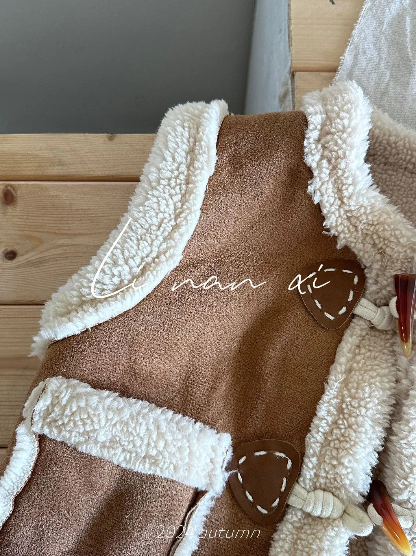 ベスト キッズベスト ボアフリースダッフルボタンフェイクムートンアウターベスト【mh0008163】