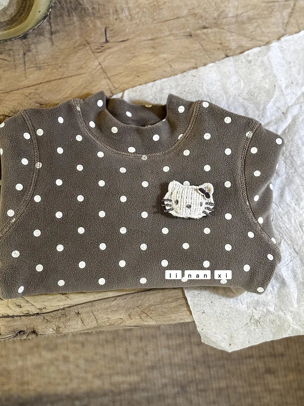 長袖Tシャツ Coffee white spots / 90cm 24M / 取り寄せ（7〜21日） キッズトップス ワンポイント刺繍無地/ボーダーフリース長袖Tシャツ【mh0007857】