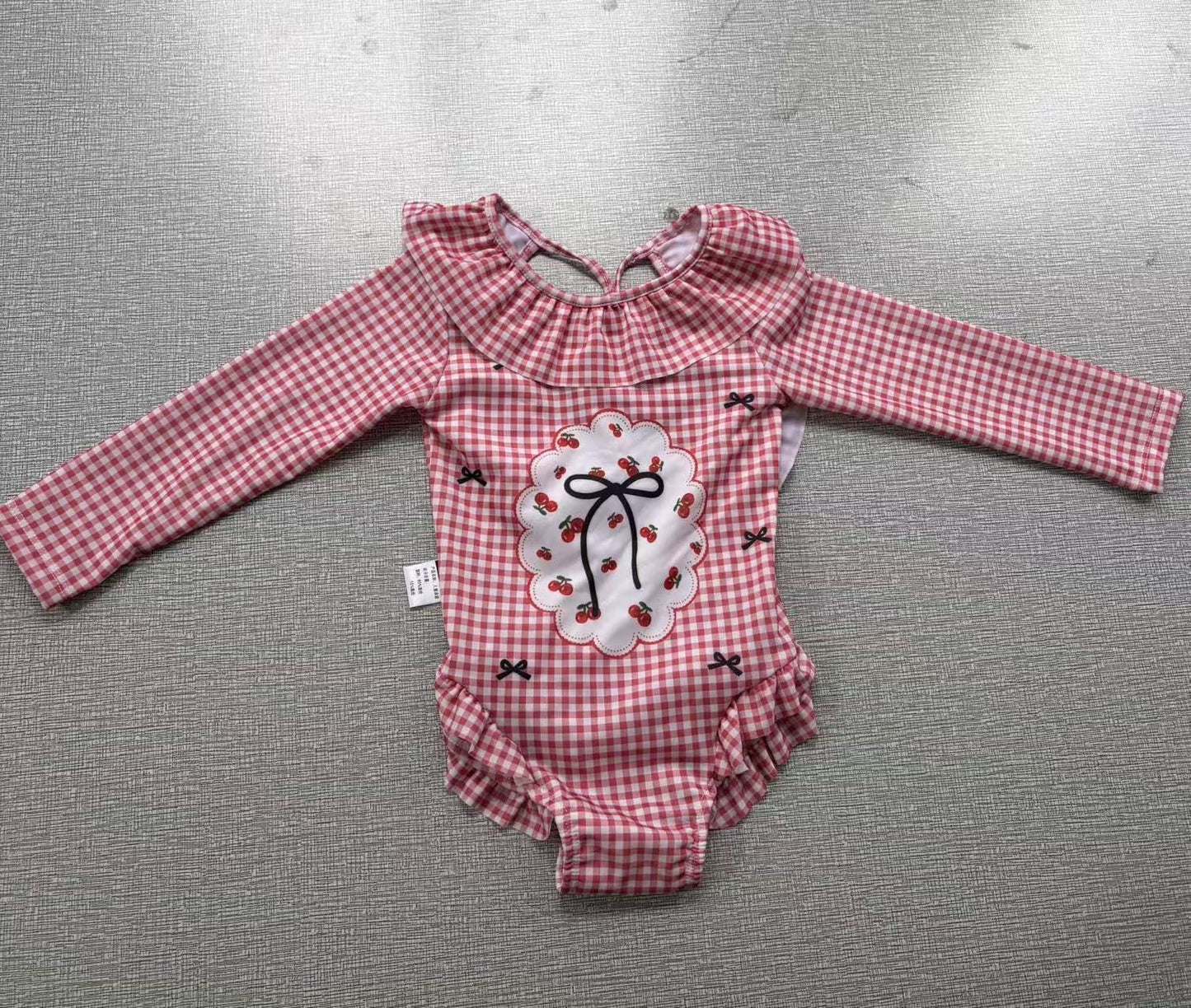 Long-Sleeve Gingham Cherry One-Piece Swimwear チェック 長袖ワンピース水着【mh0013335】 mamahalo kids ベビー用水着