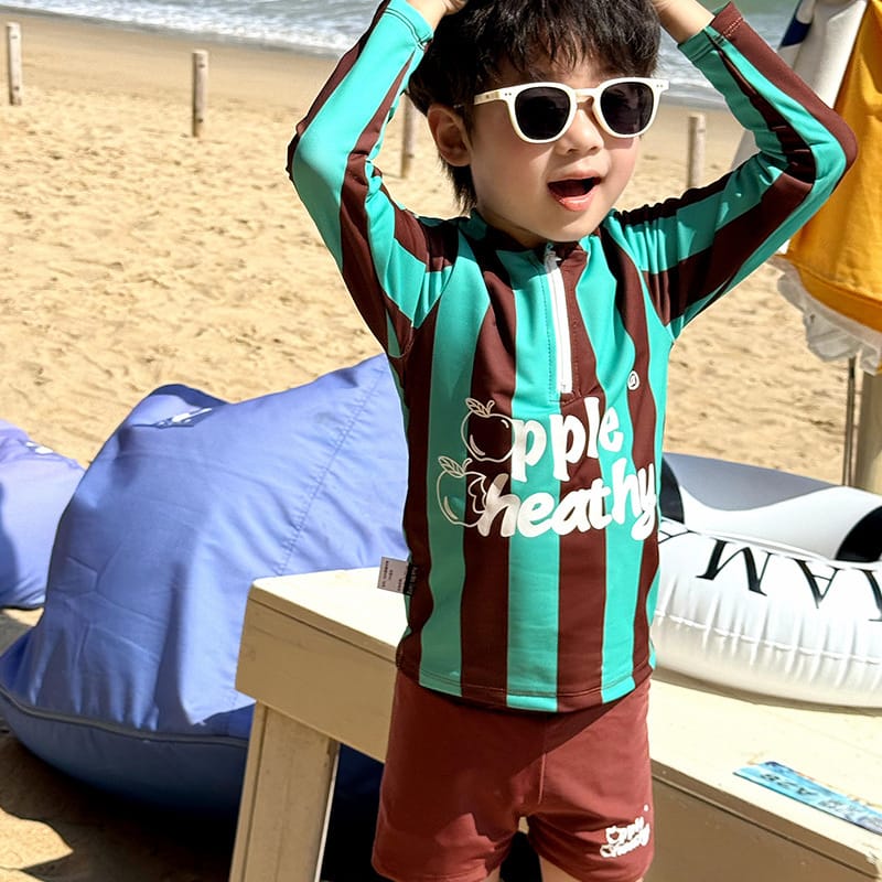 Long-Sleeve Striped Swimwear Shorts Set ストライプ 長袖ラッシュガード ショートパンツ【mh0013341】 mamahalo kids ベビー用水着