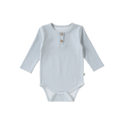 リヨセル 長袖ロンパース グレーの縦ストライプ、前ボタンのベビー服