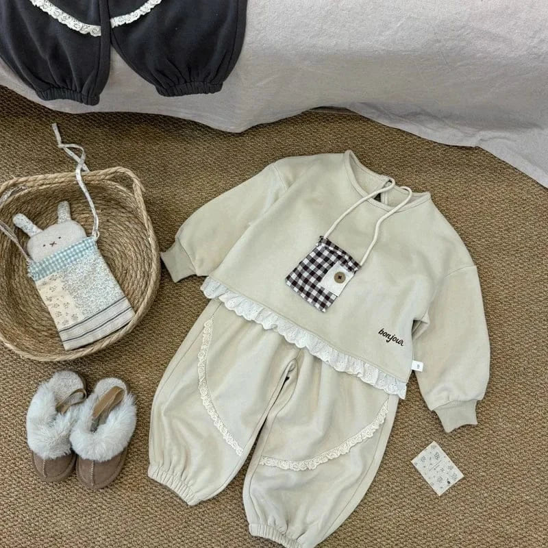長袖セットアップ キッズセットアップ 2点セット 裾レースフリル裏起毛フリース長袖スウェットシャツ+ロングパンツ 2カラー【mh0007522】