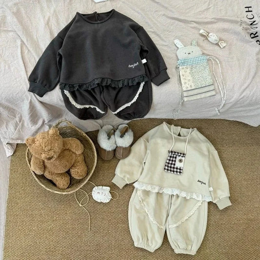 長袖セットアップ キッズセットアップ 2点セット 裾レースフリル裏起毛フリース長袖スウェットシャツ+ロングパンツ 2カラー【mh0007522】