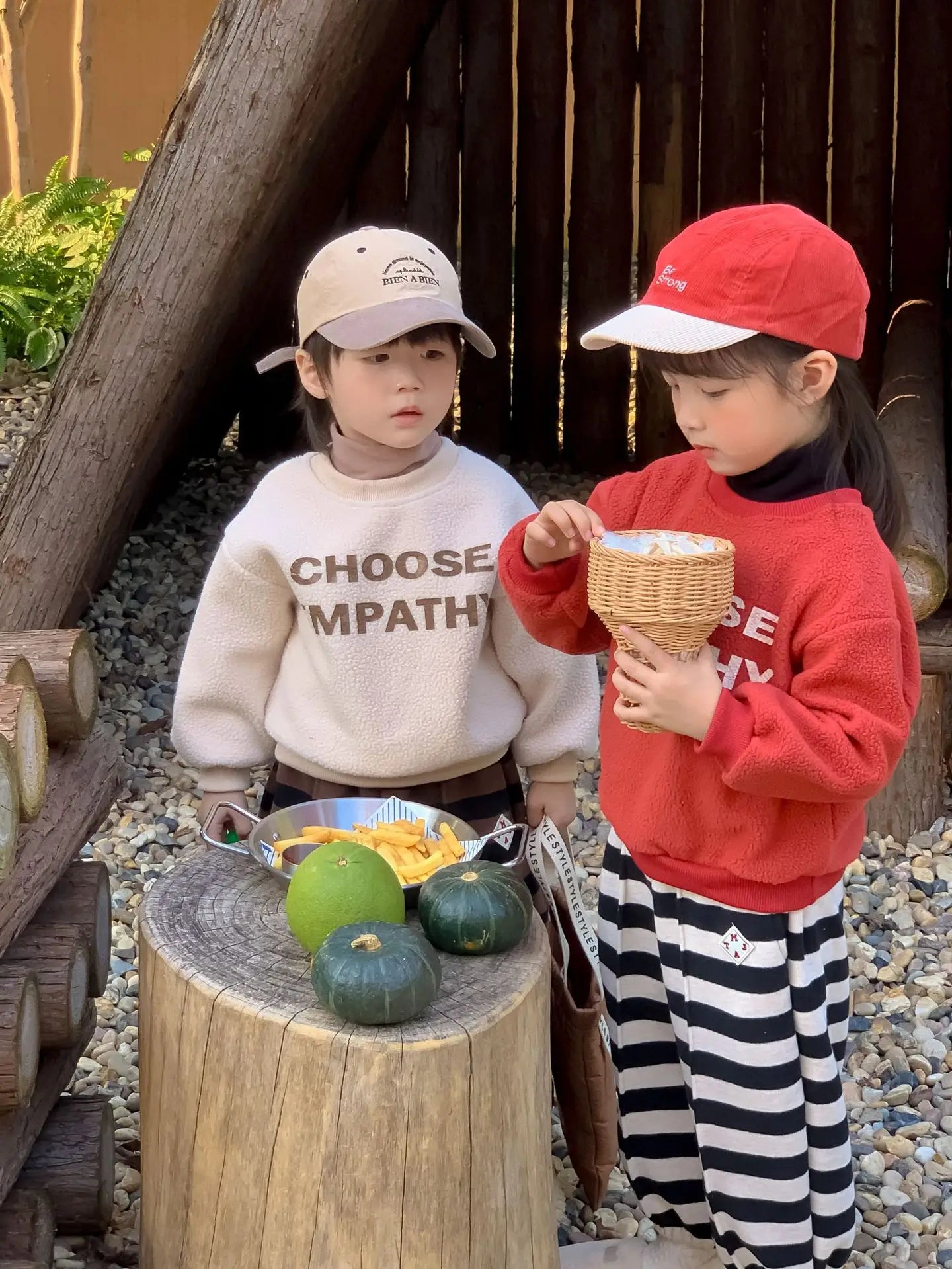 トレーナー・フーディ キッズトップス レターロゴ ボアフリース 長袖スウェットトレーナー 2カラー【mh0003610】