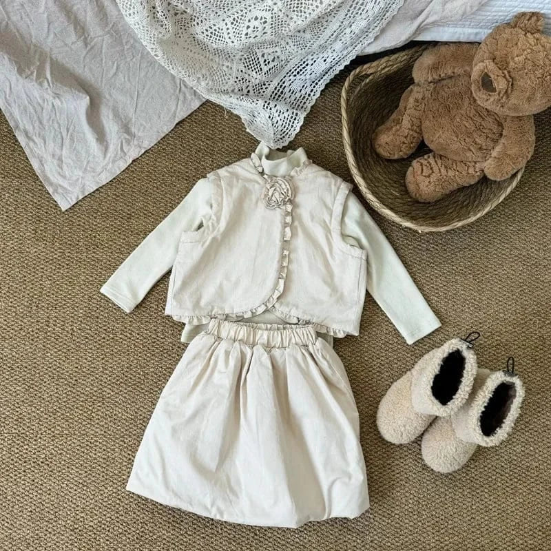 ノースリーブセットアップ キッズセットアップ 2点セット フリルバイピングベスト+スカート ベージュ【mh0007524】