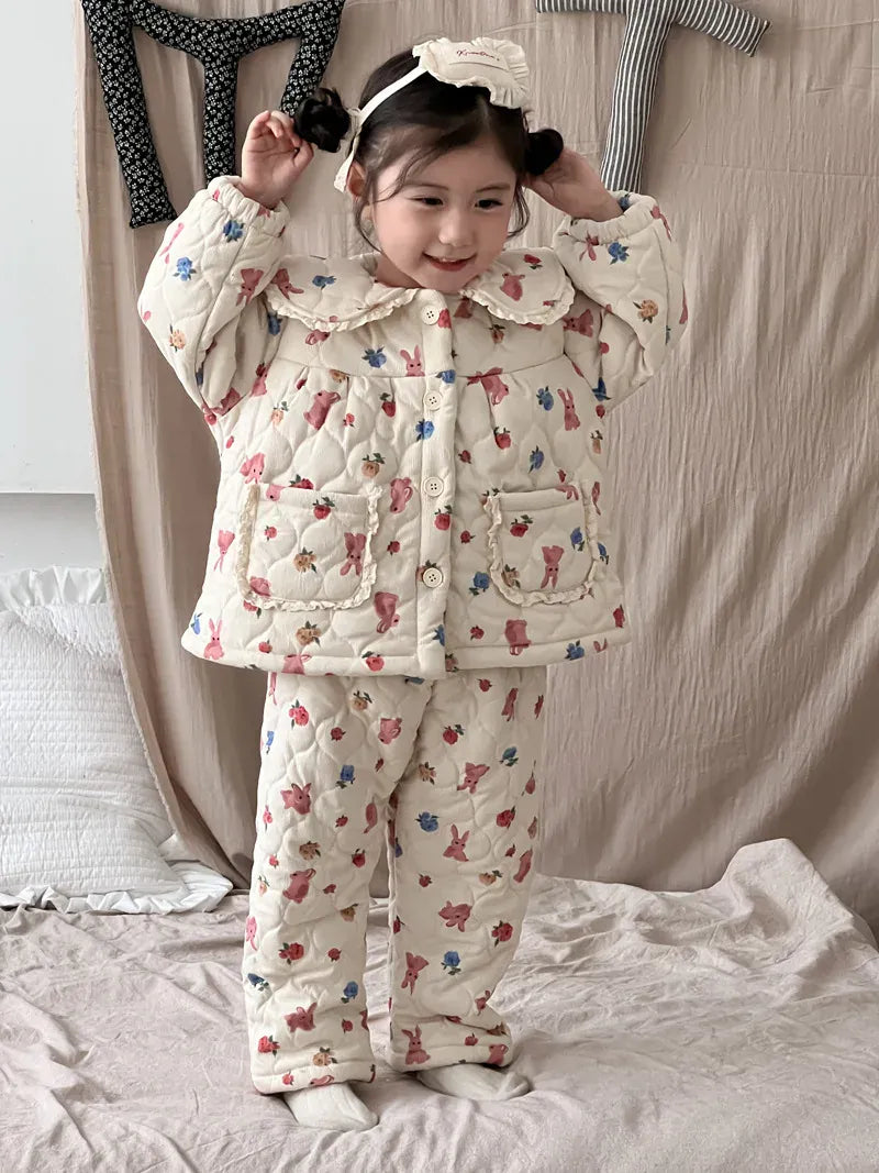 長袖パジャマ キッズセットアップ 2点セット キルティングパデッドフリルガールズ防寒長袖パジャマセット【mh0007987】