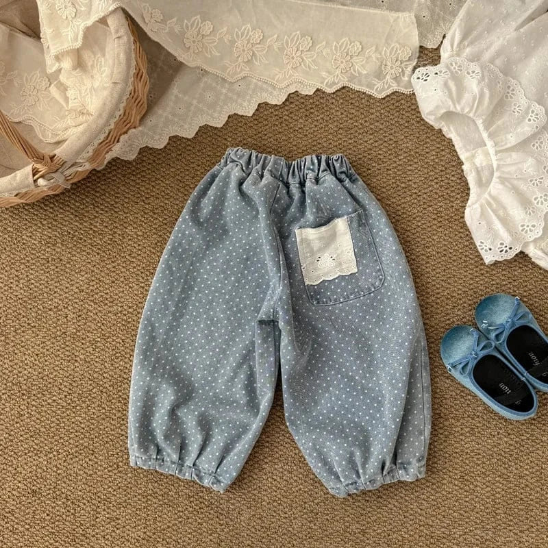 デニムパンツ Blue / 2T (90) キッズパンツ 水玉ドットプリントレースポケットワイドルーズデニムパンツ【mh0008862】