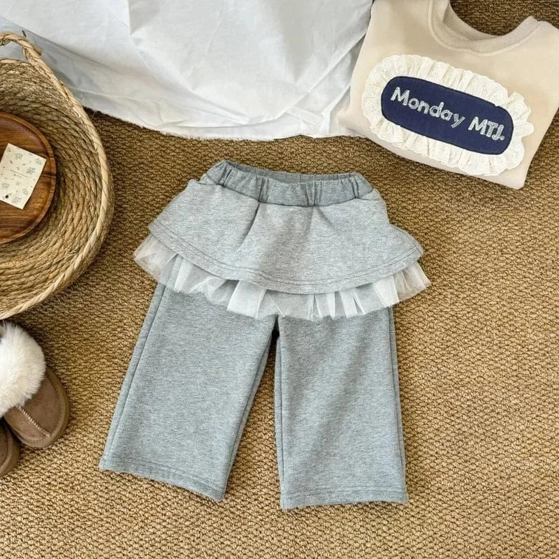 長袖セットアップ キッズトップス/パンツ フリルロゴ裏フリース長袖スウェットシャツ/スカートドッキングロングスウェットパンツ【mh0007523】