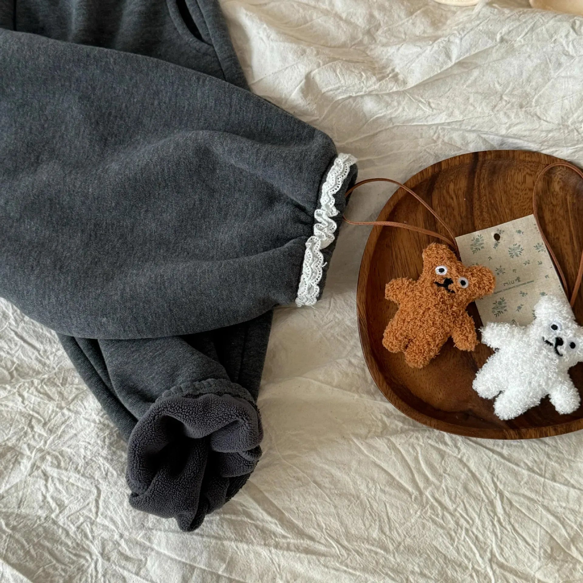 長袖セットアップ キッズトップス/パンツ ベアくまプリントペプラムフリル長袖スウェットシャツ/裾レースロングパンツ【mh0008297】