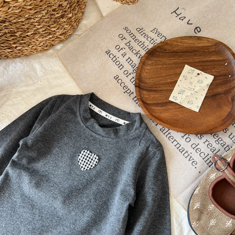 長袖Tシャツ ハートワンポイント長袖Tシャツ【mh0010718】