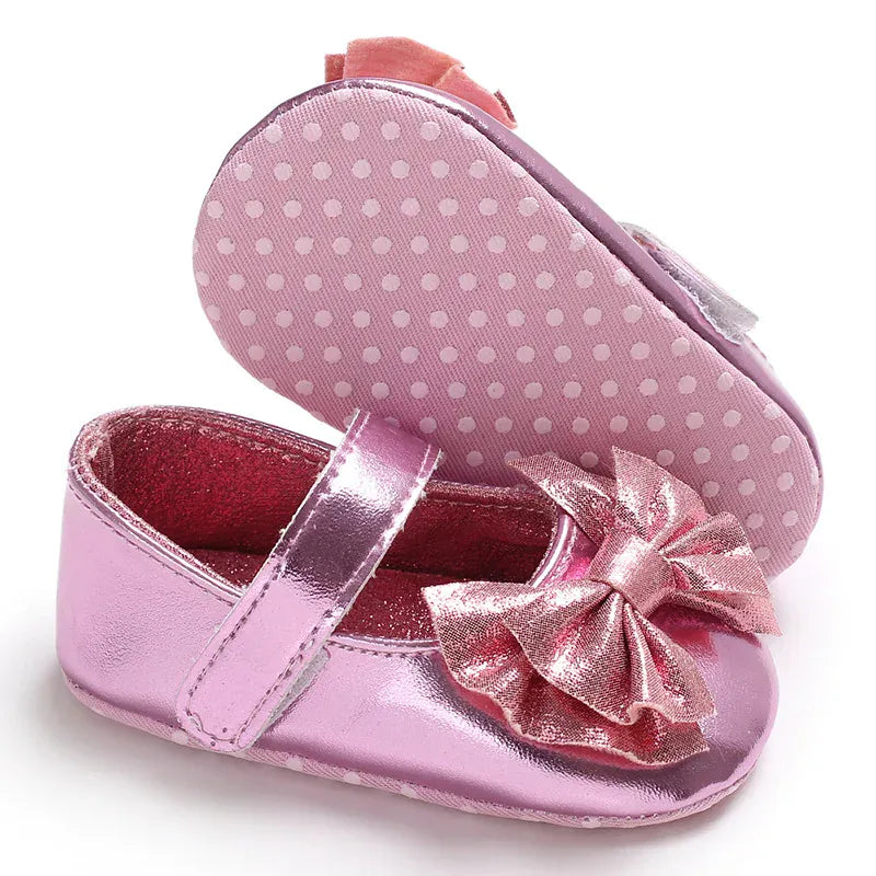 ベビー用靴 ベビーシューズ ストラップシューズ リボン グリッター フラットシューズ ルームシューズ ファーストシューズ 靴 3カラー【mh0004586】