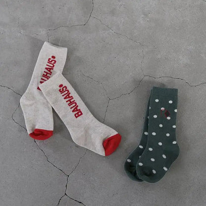 ベビー用靴下・タイツ ＊メーカー直送＊ キッズソックス 靴下4足セット レターロゴボーダー水玉ドット ミドル丈ソックス【mh0008506】