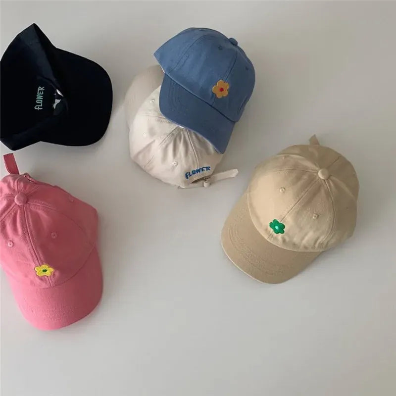 ベビー用帽子 ☺︎ キッズ帽子 フラワー刺繍 野球帽 キャップ 5カラー