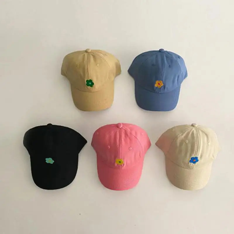 ベビー用帽子 ☺︎ キッズ帽子 フラワー刺繍 野球帽 キャップ 5カラー