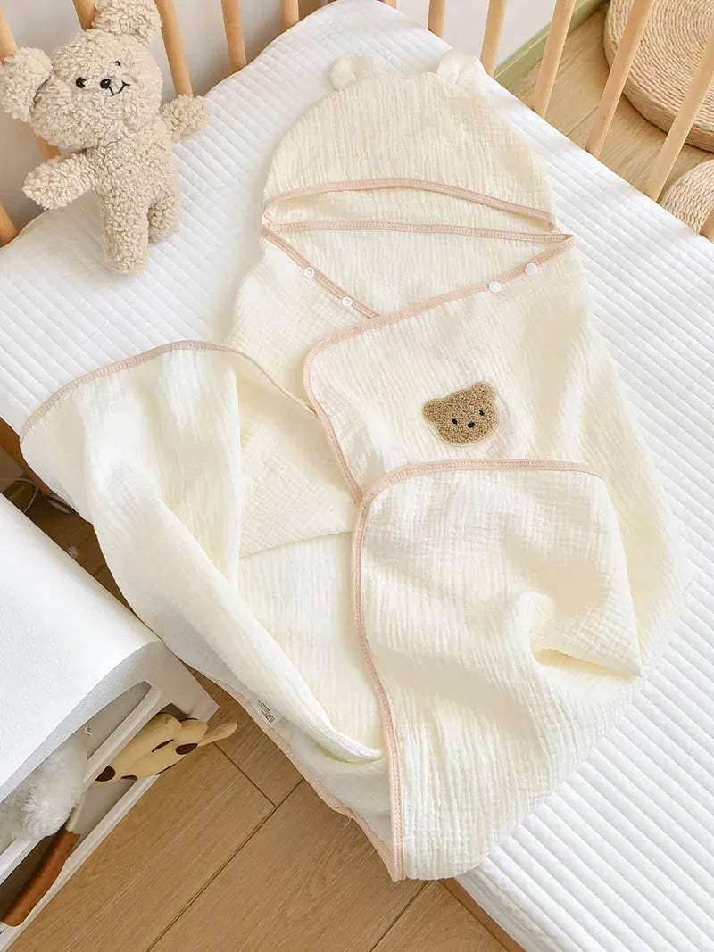 ベビーブランケット・タオル beige bear / 70x100 cm ベビータオル 耳付きフーディおくるみ スワドル ブランケット
