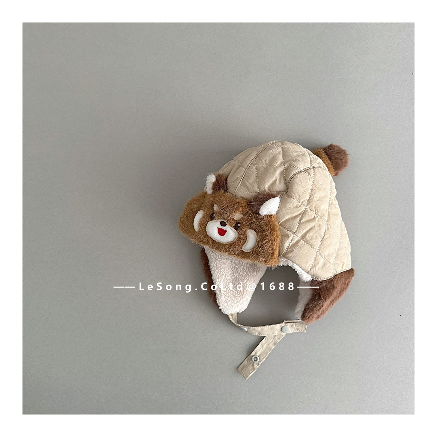 ベビー用帽子 Beige / One Size ベビー帽子 パンダ/うさぎ/恐竜アップリケ キルト 耳当て付き フライトハット【mh0011831】