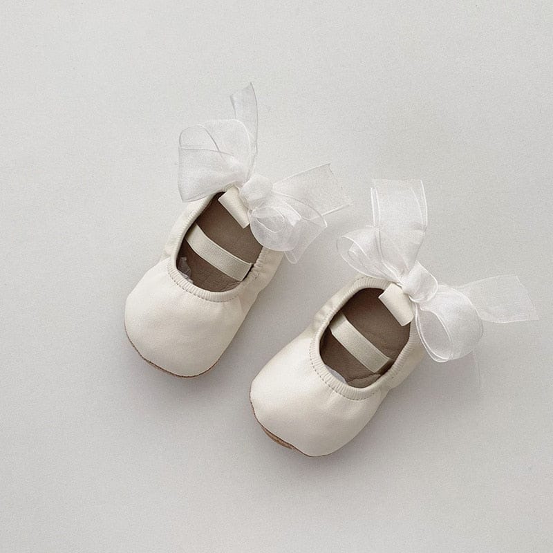 靴 beige white / Sfor11cm ベビー リボン ストラップ ソフト シューズ バレエシューズ ファーストシューズ ルームシューズ 室内ばき プリンセス ガールズ