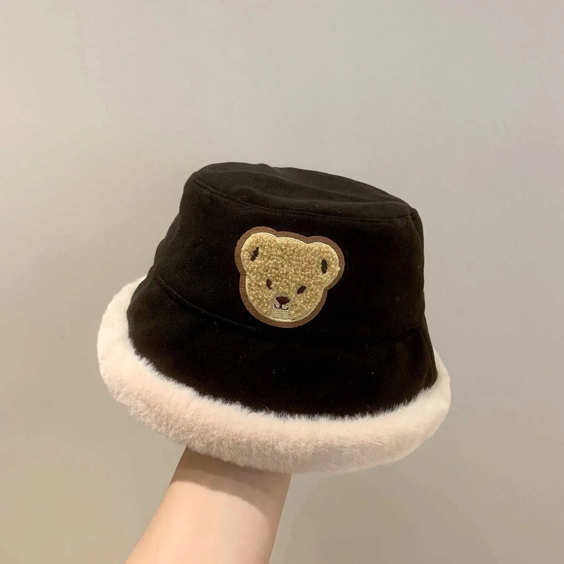ベビー用帽子 black / 46-52cm キッズ帽子 バケットハット ボアフリース 防寒 クマベアワンポイント 5カラー ユニセックス 男の子 女の子 子供服