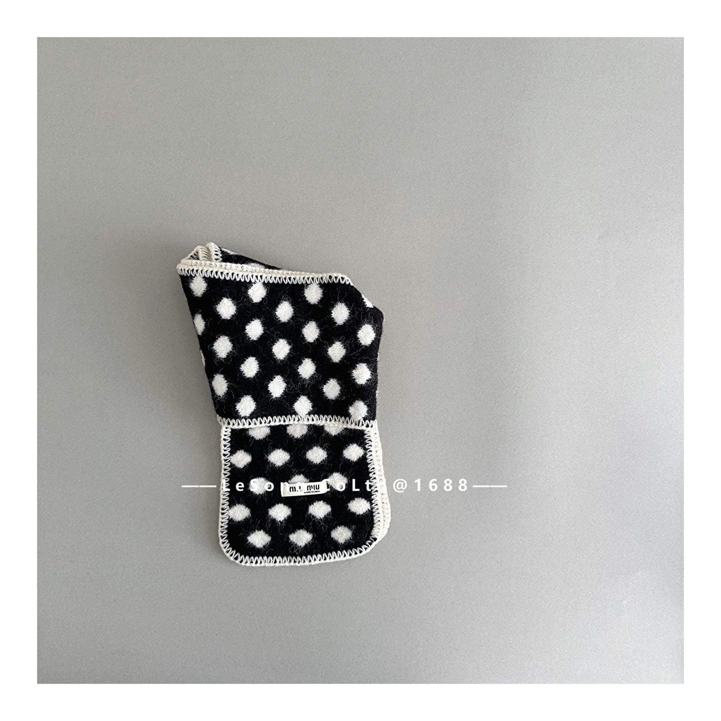 ネックウォーマー Black / One Size キッズ マフラー ドット柄 ボア フリース 厚手 防寒 スヌード【mh0011599】