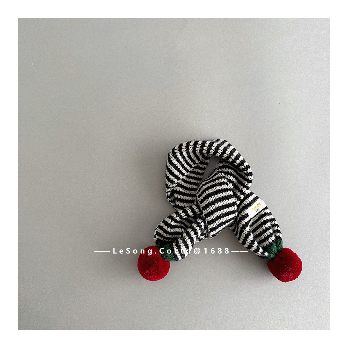 ネックウォーマー Black / One Size キッズマフラー ボーダー ニット ぽんぽん ネックウォーマー【mh0011805】