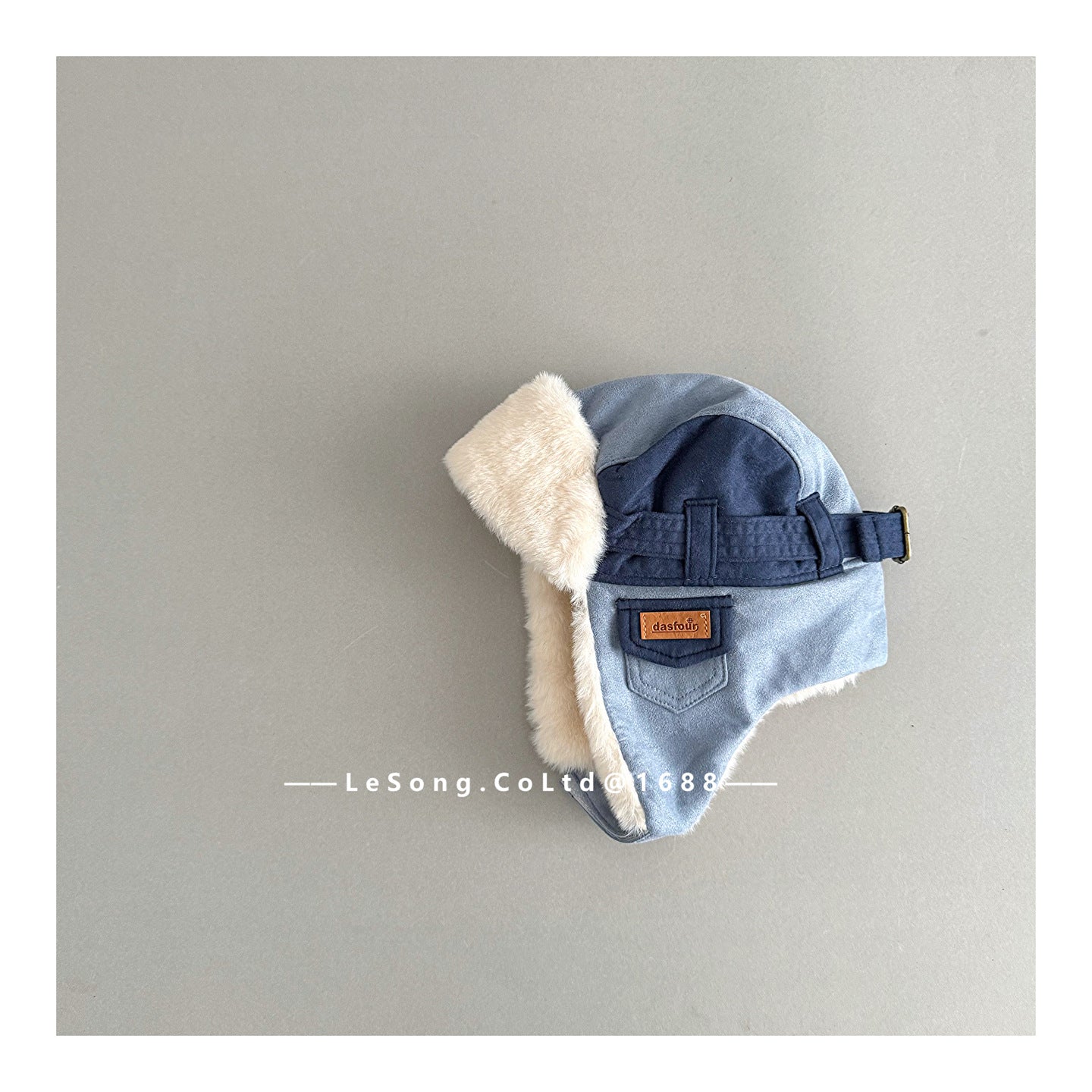 ベビー用帽子 Blue / One Size キッズ帽子 裏ファーフリース ベルトデザイン 耳当て付き フライトキャップ【mh0011840】