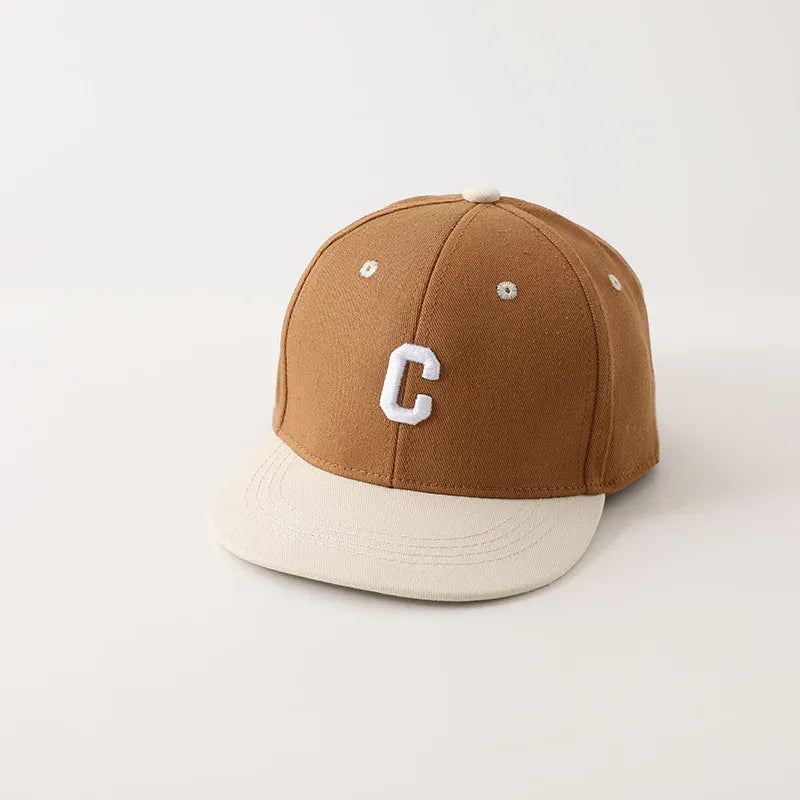 ベビー用帽子 brown / 48-53cm キッズ帽子 キャップ 野球帽 レターロゴワッペン バイカラー 5カラー