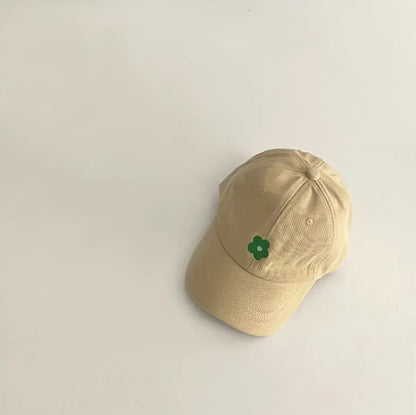 ベビー用帽子 khaki / 48-52cm 2-6years ☺︎ キッズ帽子 フラワー刺繍 野球帽 キャップ 5カラー