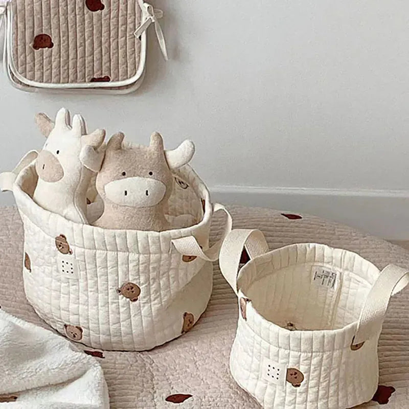 おむつ収納 キルティングバスケット おもちゃ おむつ 刺繍 収納ボックス ハンドル付き【mh0003543】