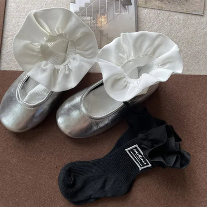 ベビー用靴下・タイツ ベビーキッズジュニアソックス 靴下 タグ付きラッフルフリルショートソックス ブラック/ホワイト【mh0007185】